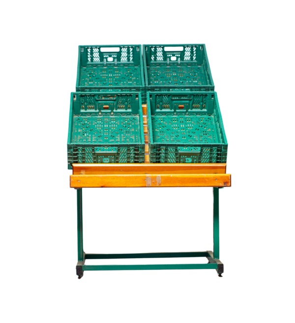 Expositor Industrial Vertical Slim com 4 Cestas Expositor Industrial Vertical Slim com 4 Cestas